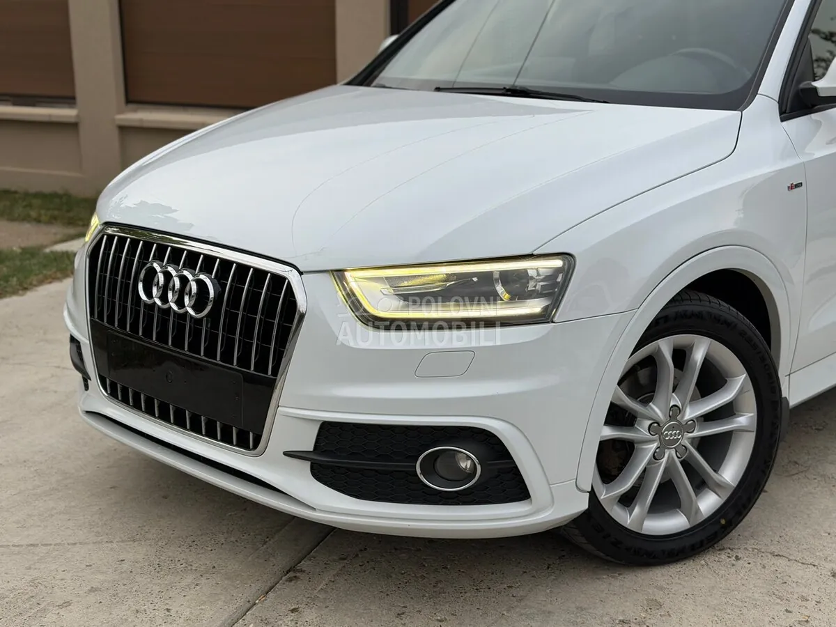 Audi Q3 2013 photo 2