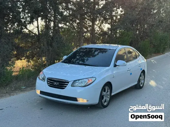 Hyundai Avante 2010 photo 5