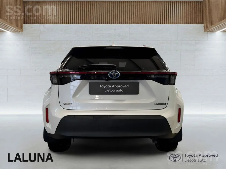 Toyota Yaris Cross Hybrid Crossover 2023 photo 5
