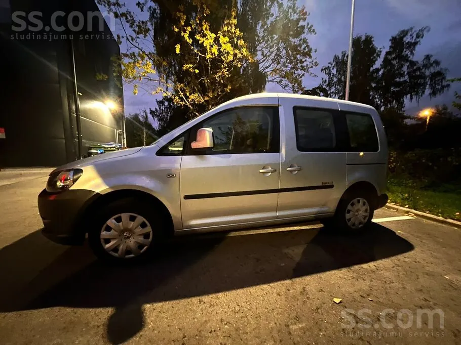 Volkswagen Caddy 2011 photo 3