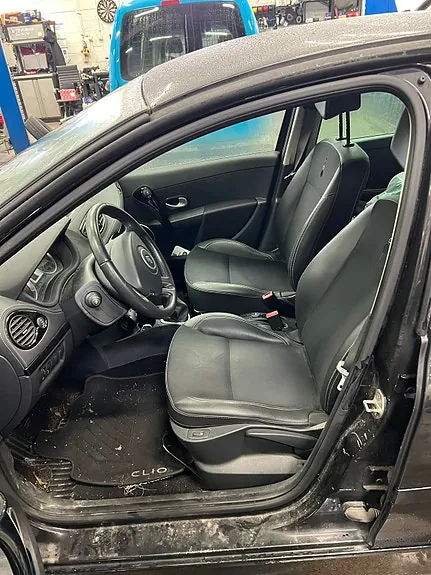 Renault Clio 2011 photo 5