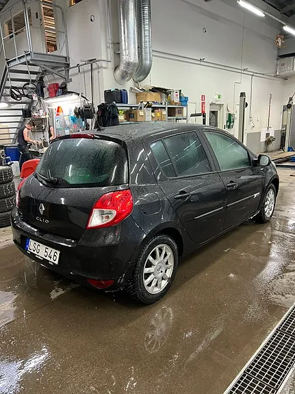 Renault Clio 2011 photo 4