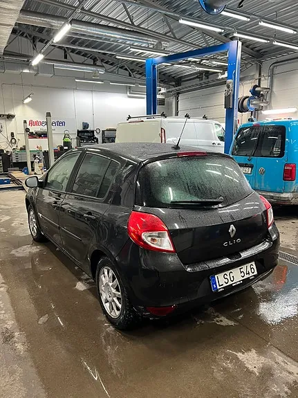 Renault Clio 2011 photo 3