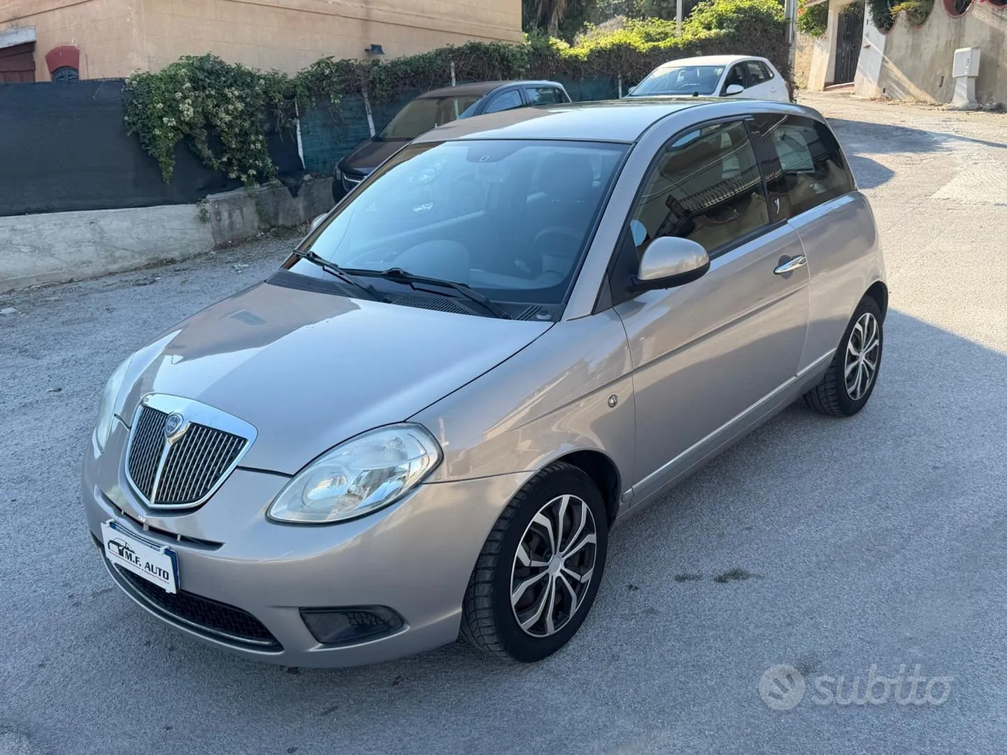 Lancia Ypsilon