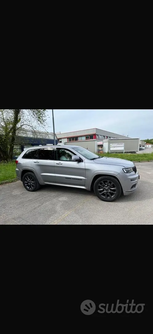 Jeep Grand Cherokee 2018 photo 3