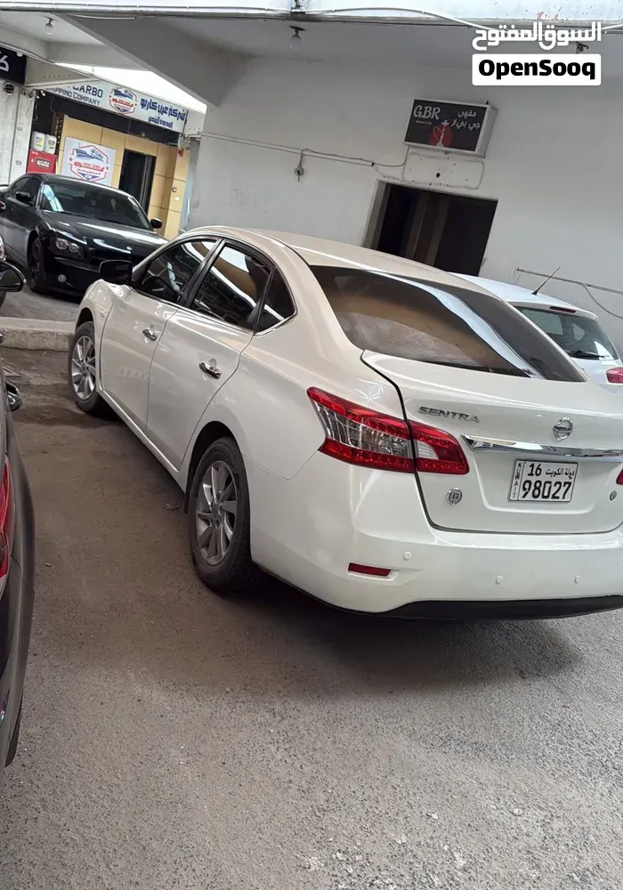 Nissan Sentra 2019 photo 2