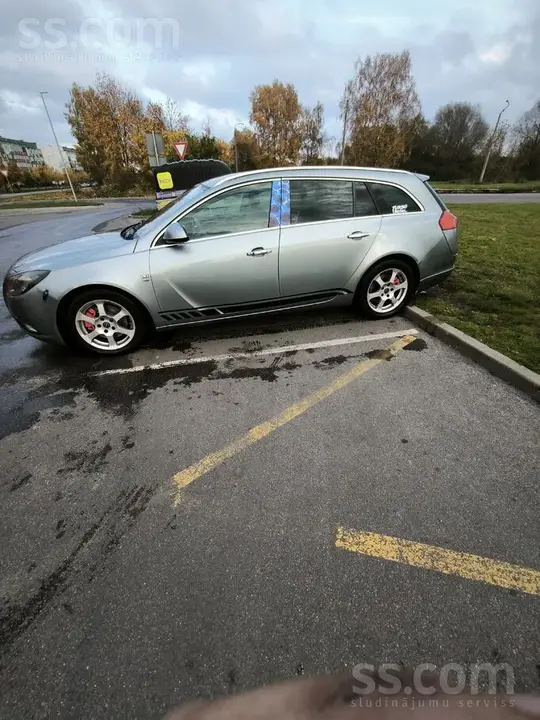 Opel Insignia 2010 photo 2