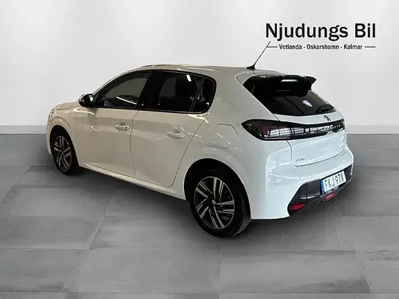 Peugeot 208 2021 photo 2