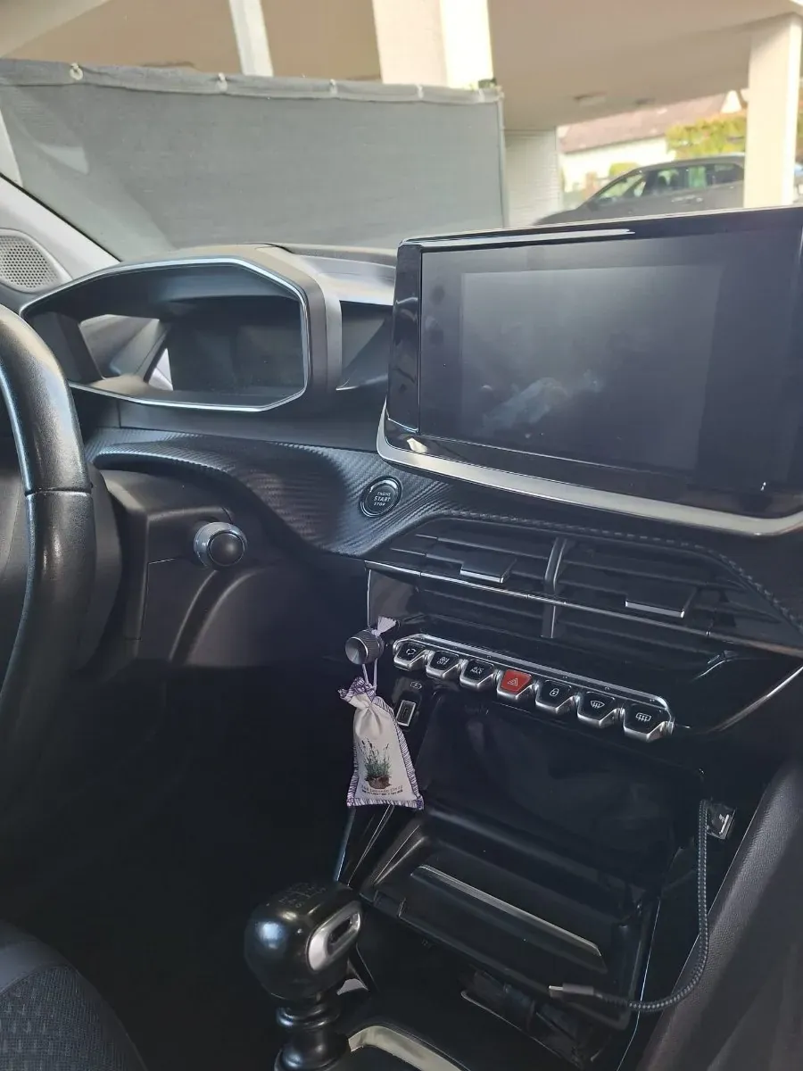 Peugeot 2008 Allure 2020 photo 3