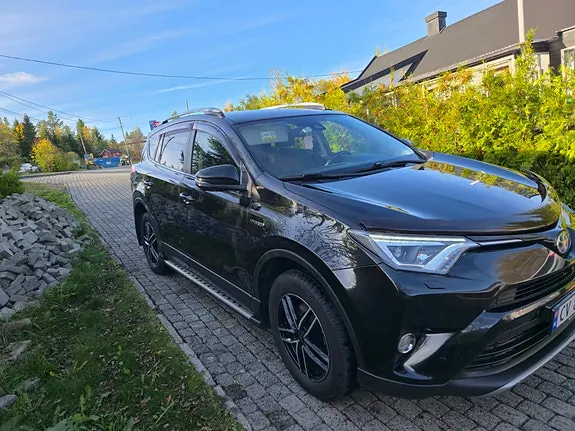 Toyota Rav4 2016 photo 2