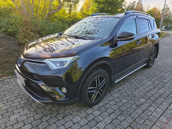 Toyota Rav4 2016 photo 3