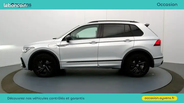 Volkswagen Tiguan 2024 photo 2