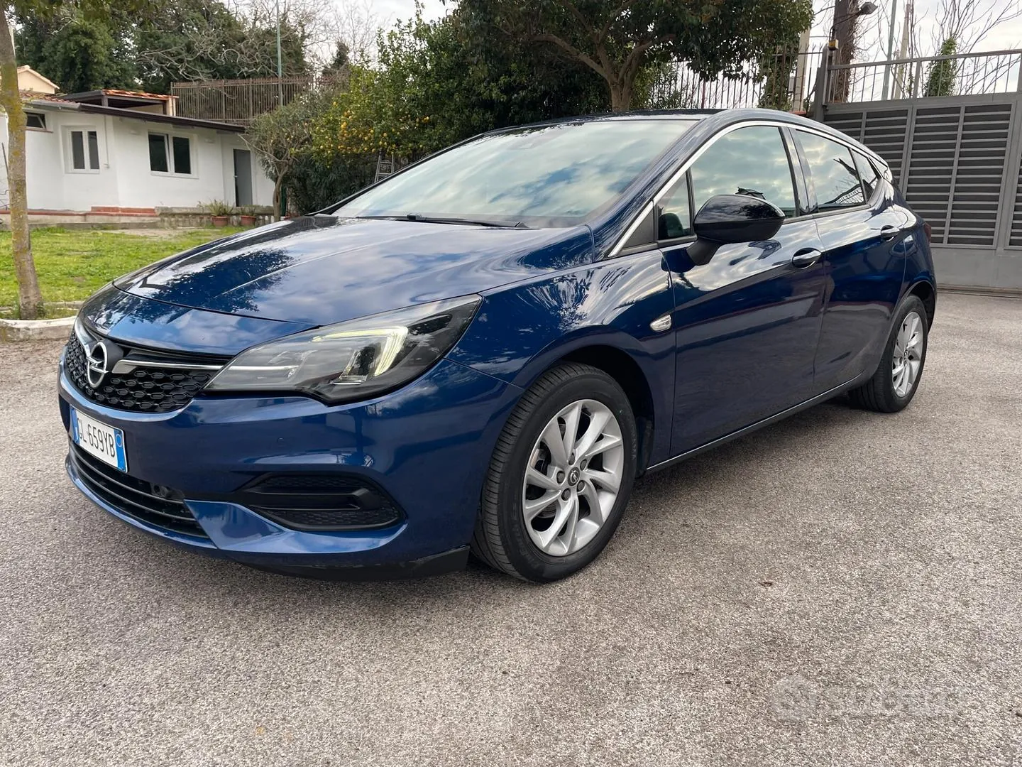 Opel Astra 2021 photo 2
