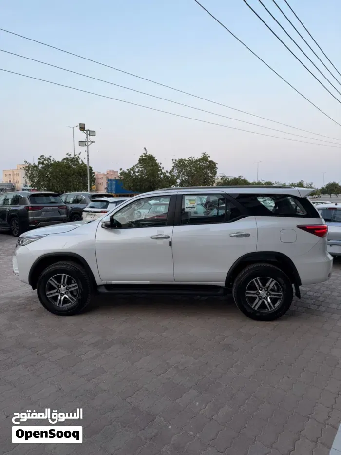 Toyota Fortuner 2026 photo 2