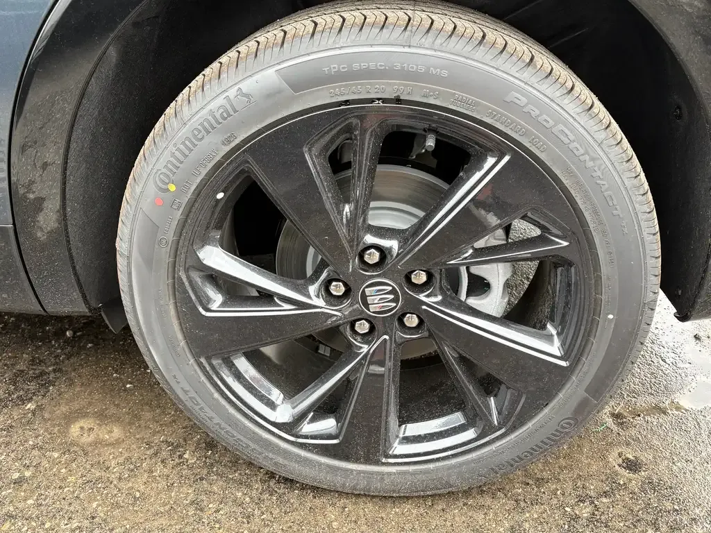 Buick Envision 2026 photo 3