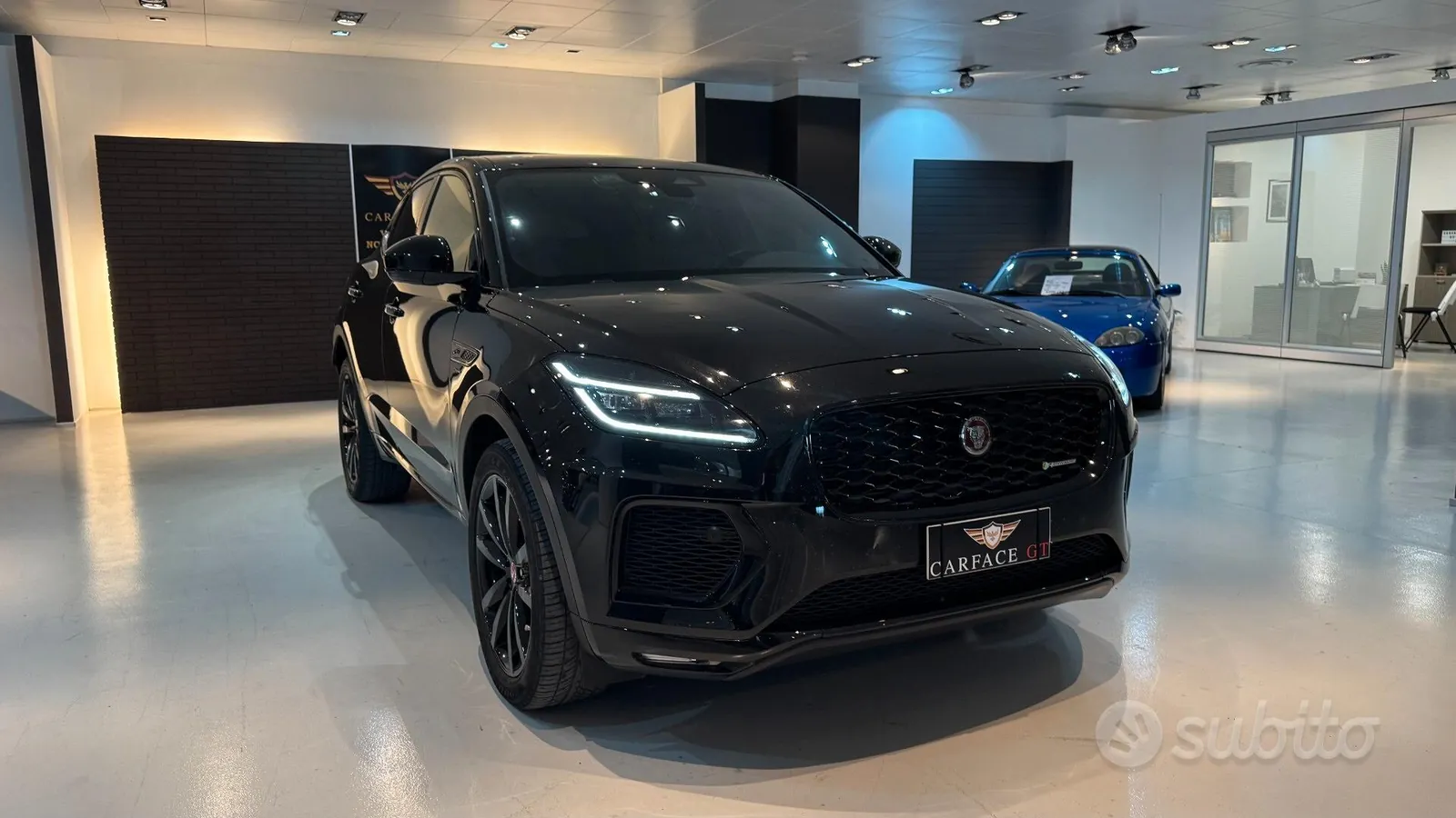 Jaguar E-Pace 2022 photo 3