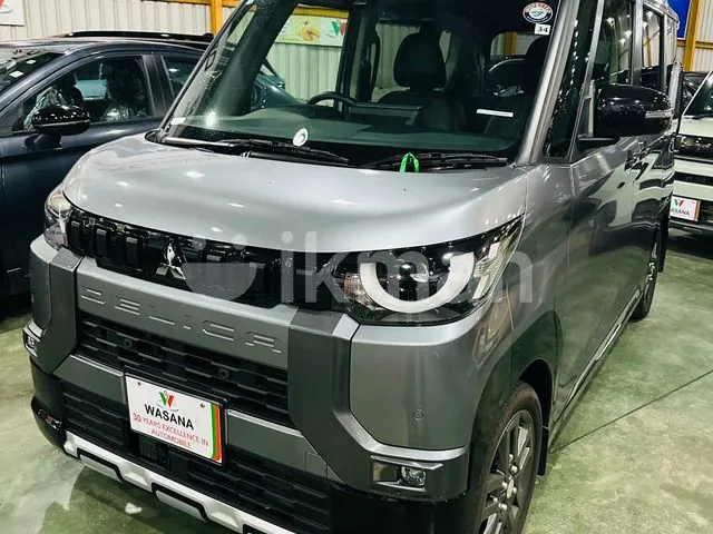 Mitsubishi Delica