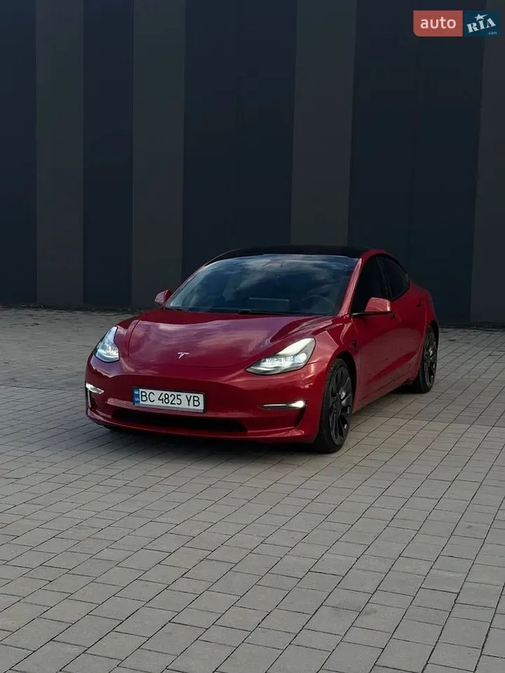 Tesla Model 3 2020 photo 4
