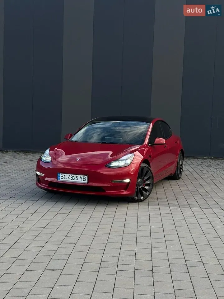 Tesla Model 3 2020 photo 3