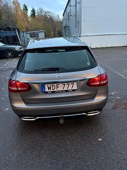 Mercedes-Benz C 220 2016 photo 4