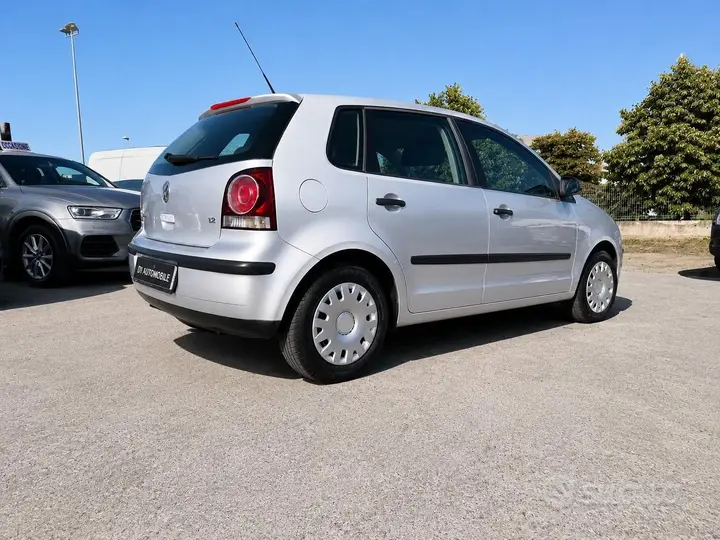 Volkswagen Polo 2008 photo 5