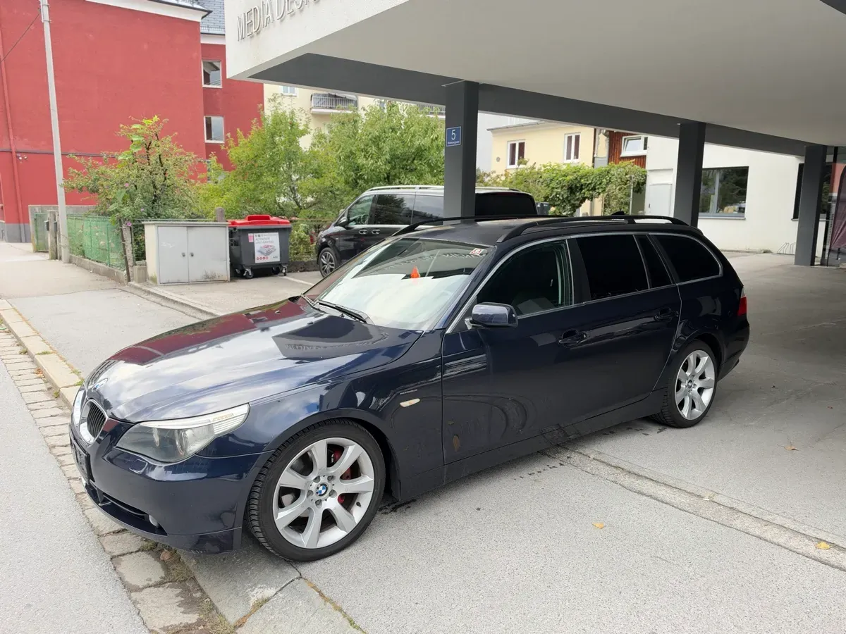 BMW 5 Series 2006 photo 2
