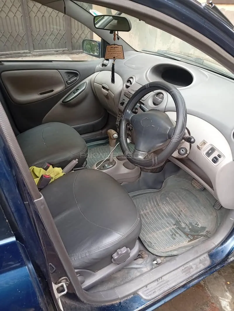 Toyota Platz