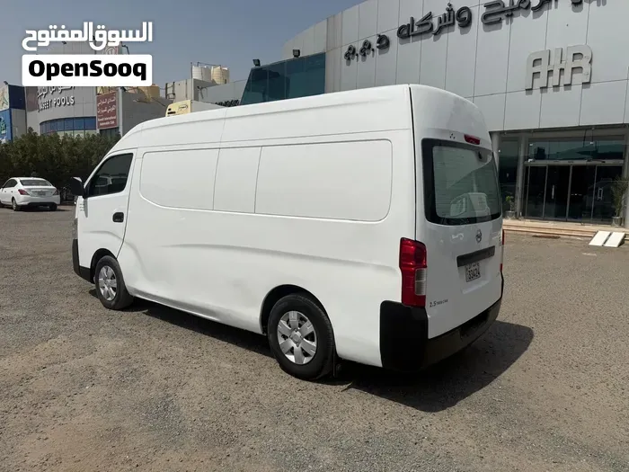 Nissan Urvan 2020 photo 4