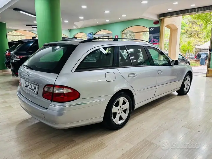 Mercedes-Benz E-Class 2006 photo 5
