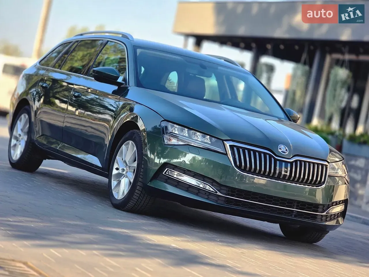 Skoda Superb 2021 photo 2