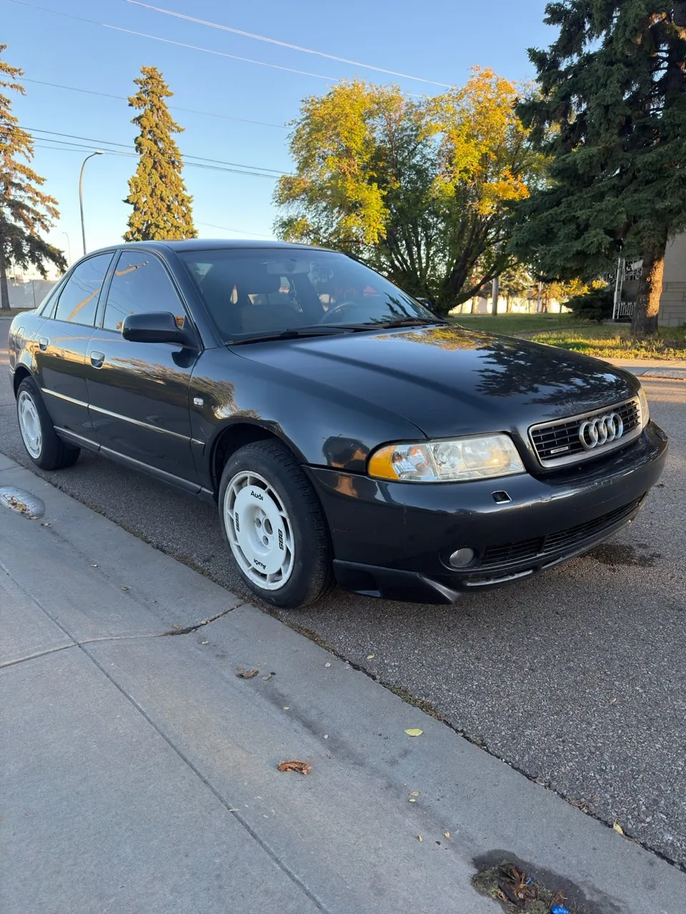 Audi A4 1999 photo 4