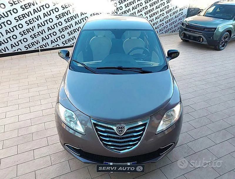 Lancia Ypsilon 2015 photo 3