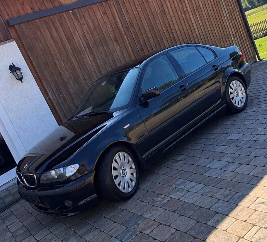 BMW 3 Series 2003 photo 2