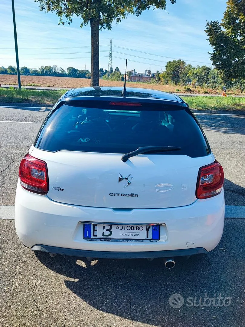 DS Automobiles Ds 3 2013 photo 4