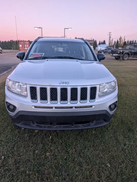 Jeep Compass 2011 photo 3