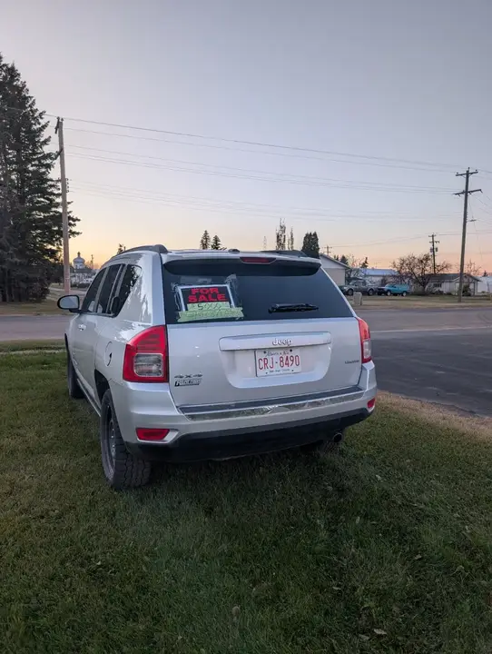 Jeep Compass 2011 photo 4
