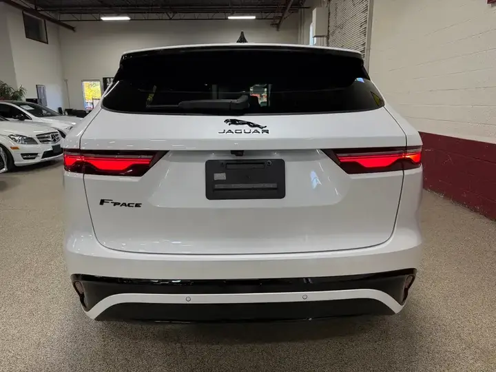 Jaguar F-Pace 2023 photo 4
