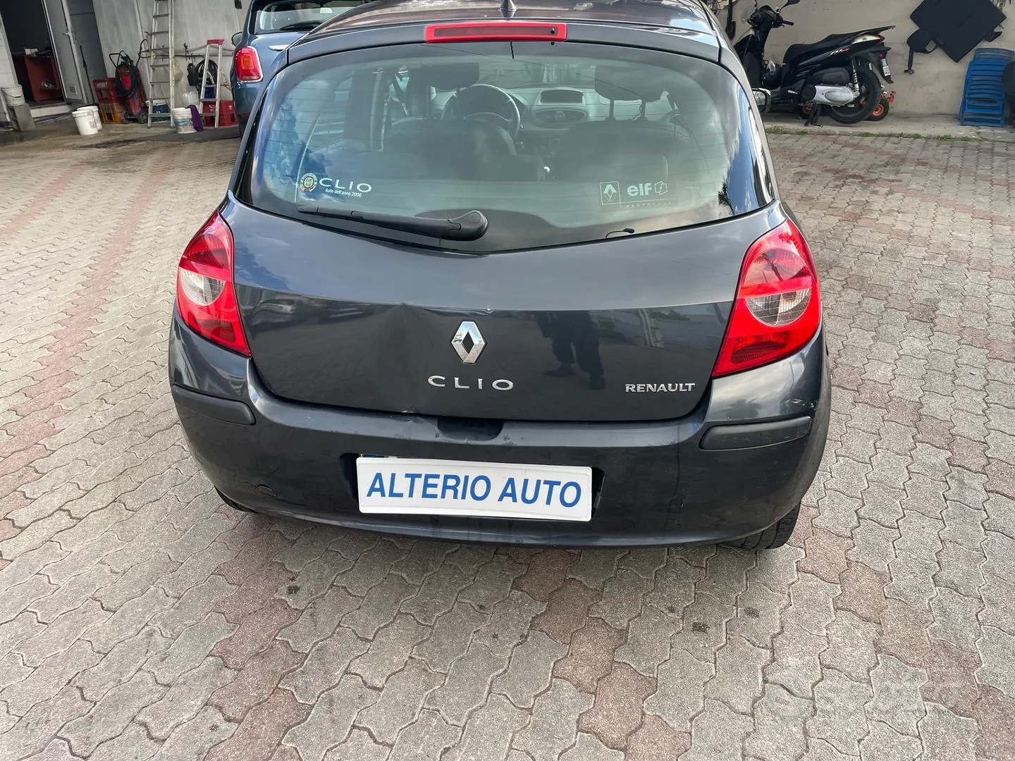 Renault Clio 2006 photo 4