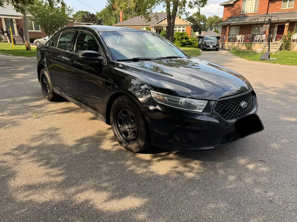 Ford Taurus