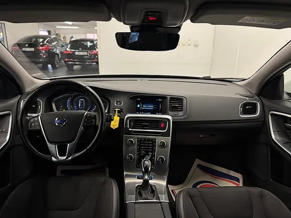 Volvo V60 2017 photo 4