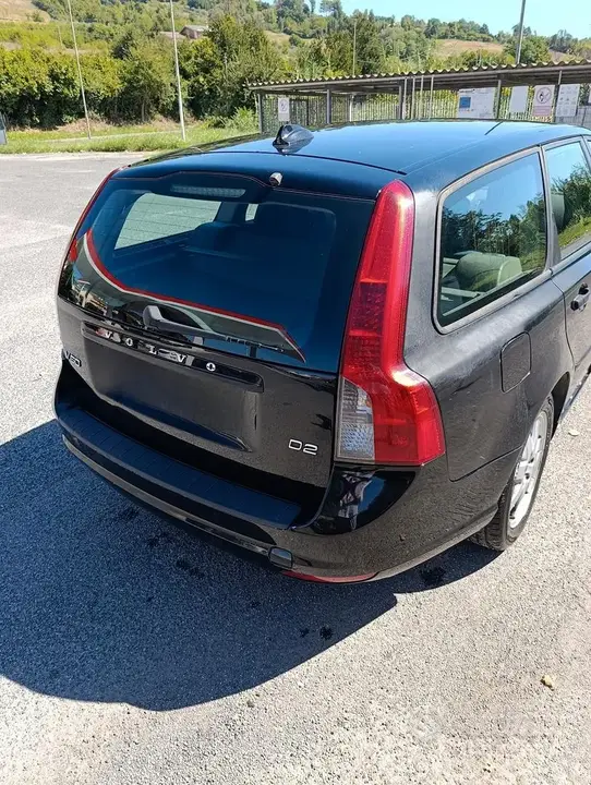 Volvo V50 2012 photo 4