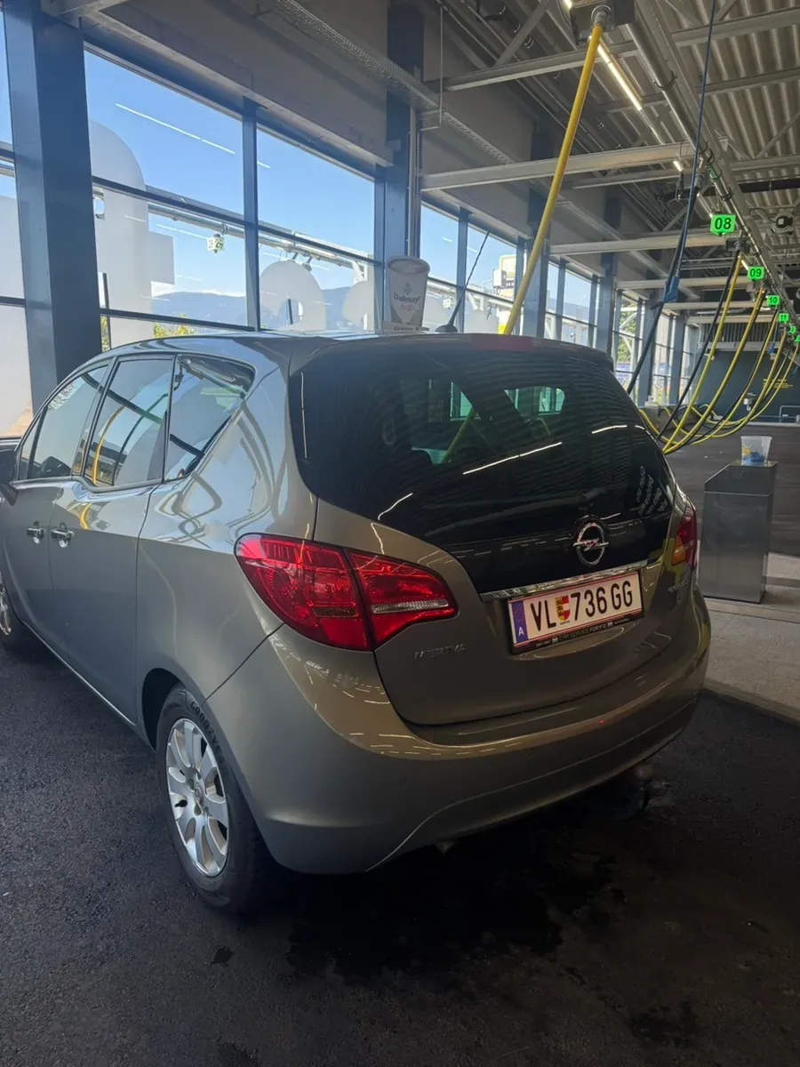 Opel Meriva 2010 photo 2