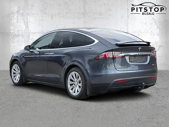 Tesla Model X 2018 photo 5
