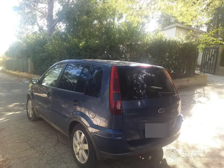 Ford Fusion 2005 photo 4