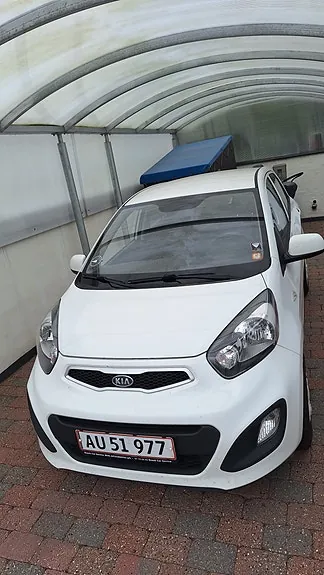 Kia Picanto 2012 photo 2