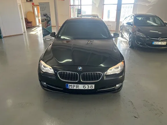 BMW 520D 2011 photo 2