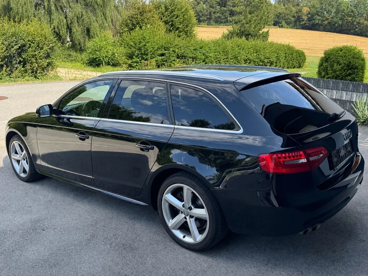 Audi A4 2015 photo 3