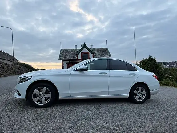 Mercedes-Benz C180 2014 photo 3
