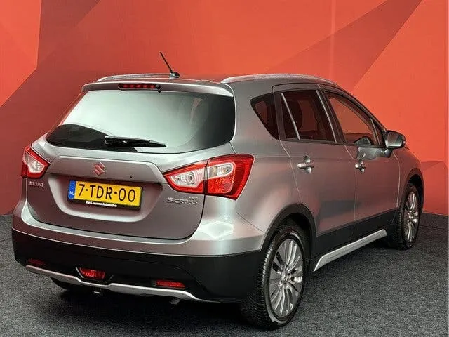 Suzuki S-Cross 2014 photo 2