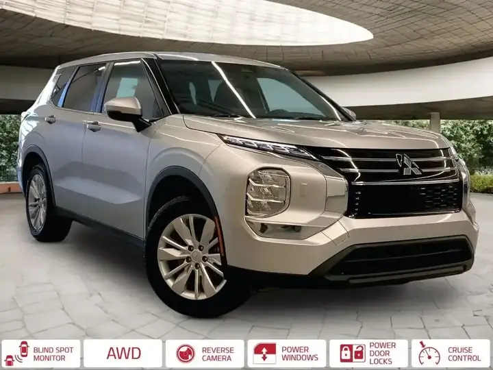 Mitsubishi Outlander 2025 photo 2